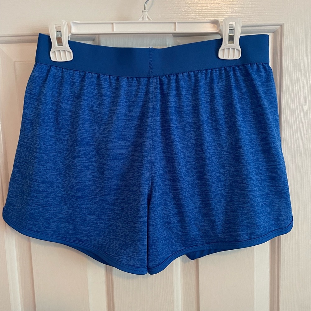 Avia Women’s athletic short size medium Blue - Picture 4 of 4